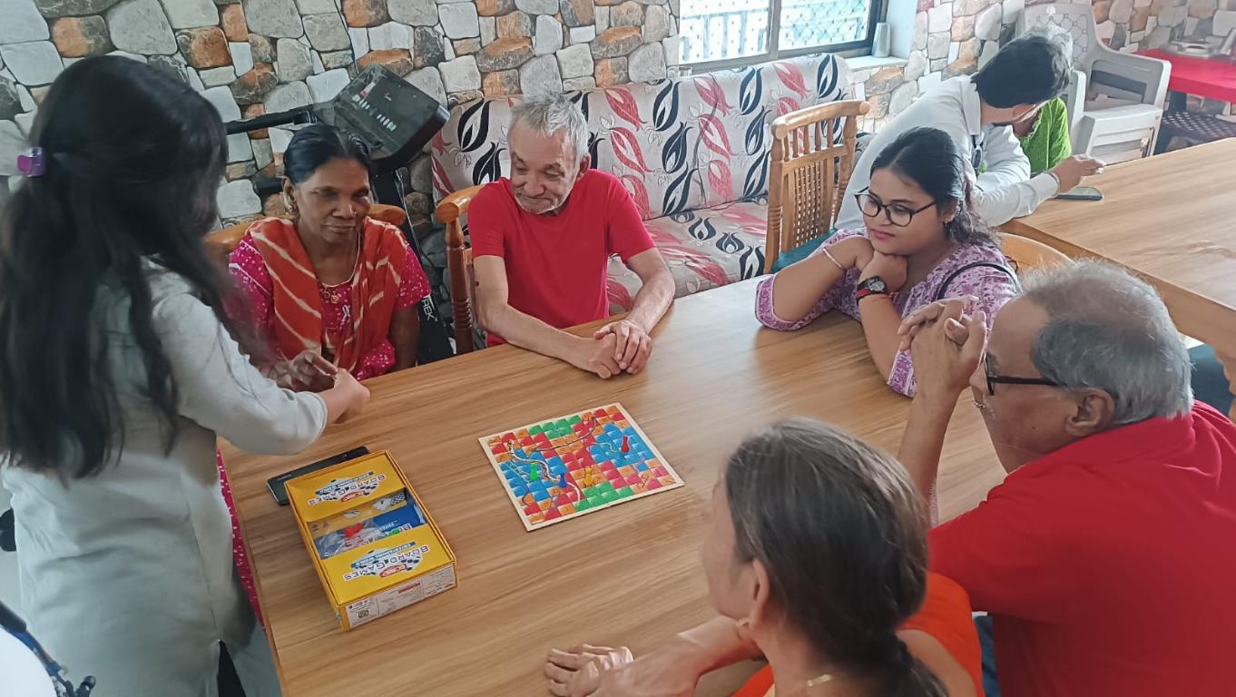 IIBM Patna and CED Patna Organise Heartwarming Event at Aashraya Old Age Home